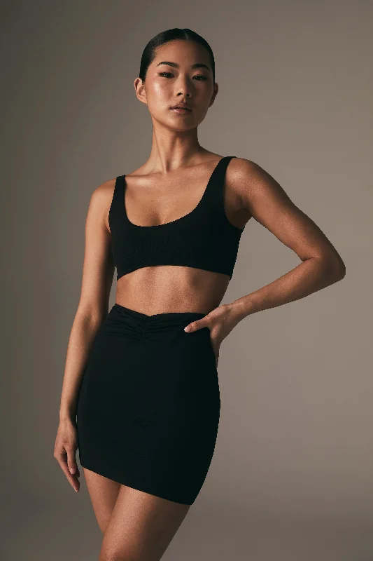 Jemma Scoop Neck Super Crop Top - Black Geometric