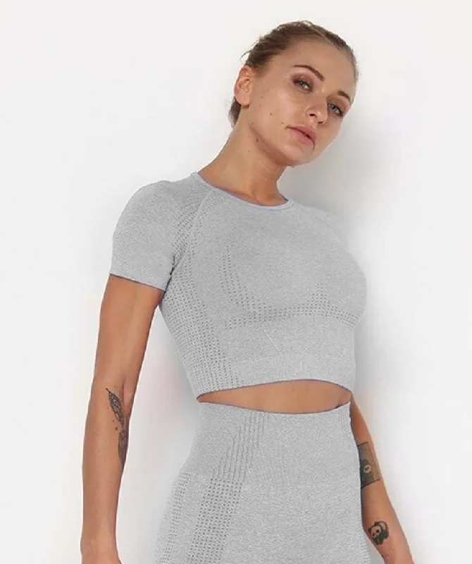 Focus Short Sleeve Crop Top Modern Women's Tech