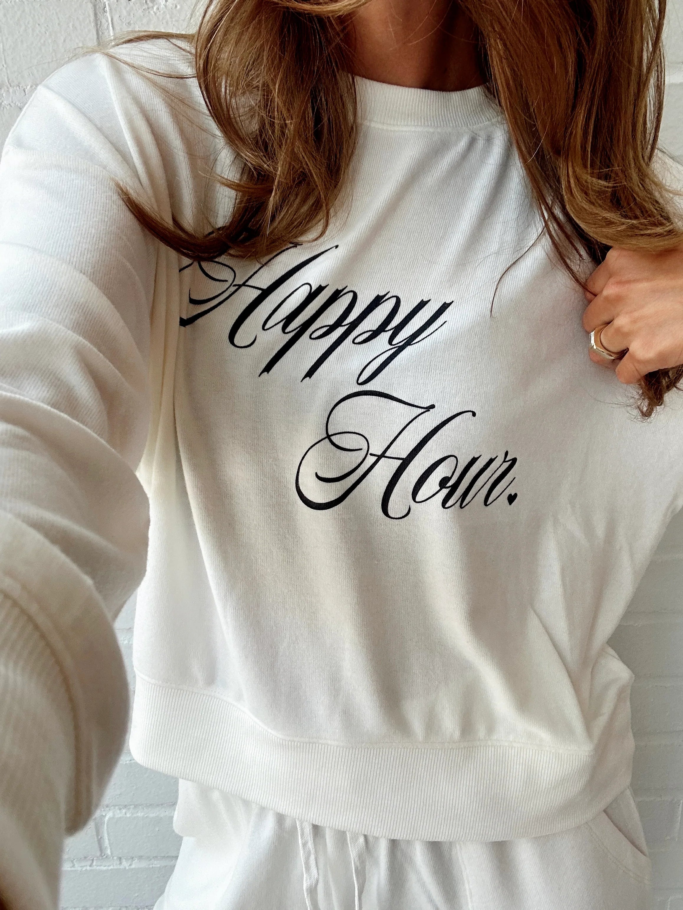 HAPPY HOUR SWEATSHIRT Bold Women's Animal Print