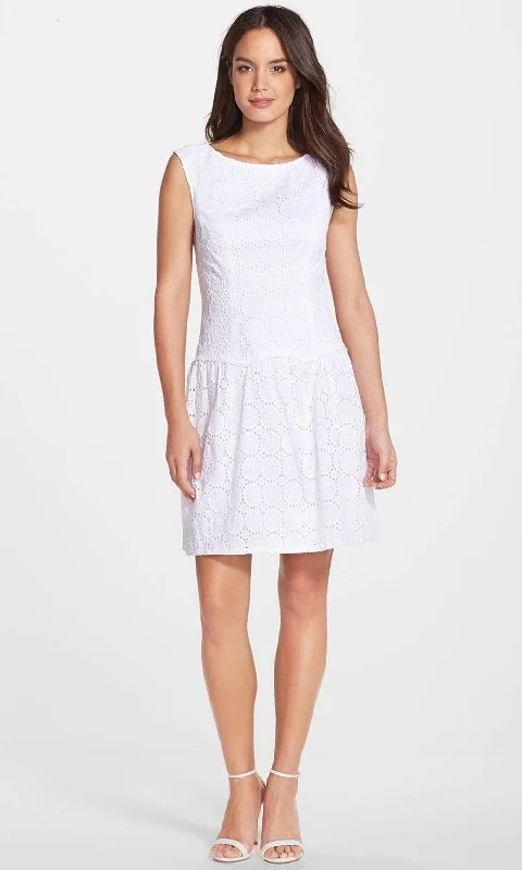 Adrianna Papell - 12244340 Lace Bateau Neck A-Line Dress Sophisticated Women's Tailored
