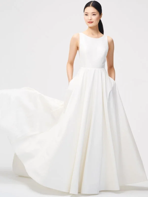 White Vintage Wedding Dress Chapel Train Strapless Sleeveless Pockets Satin Fabric Traditional Dresses For Bride Practical Women's Quick - dry