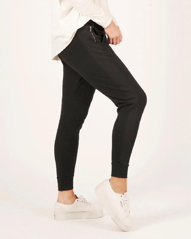 Suzy-D Ultimate Jogger -Black Classic Women's Pin - striped