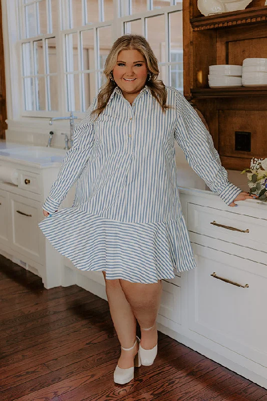 Stripe A Pose Mini Dress in Blue Curves Earthy Women's 