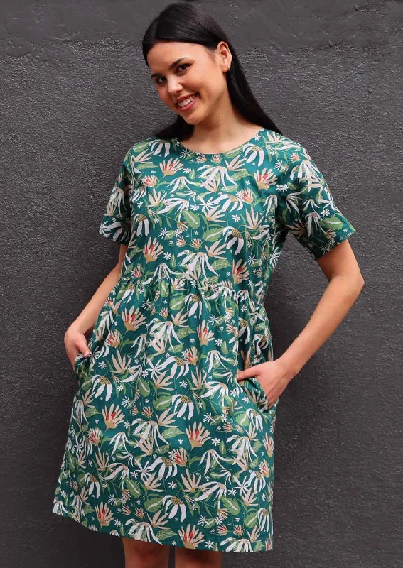 Mabel Dress Flannel Flower Laid - back Women's Style