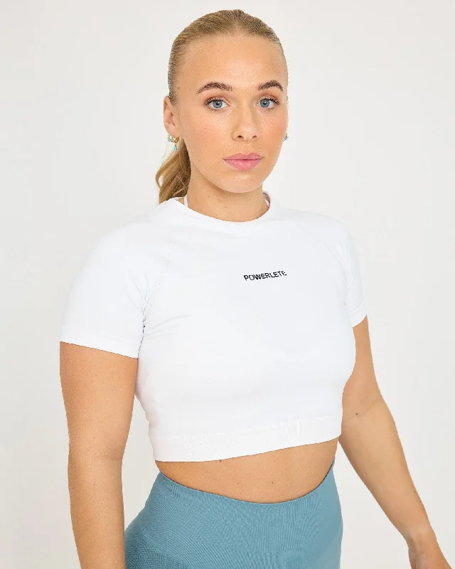 Evolve Seamless SS Crop Top Youthful Women's Pop