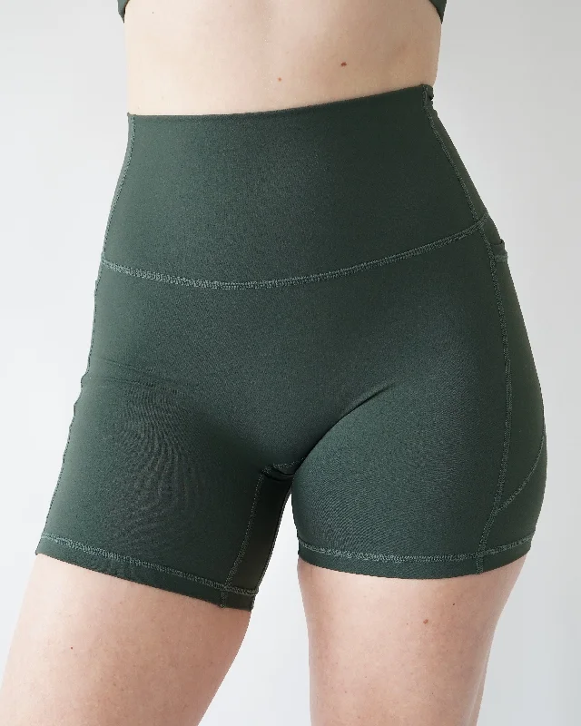 Performance Pocket Biker Shorts - Forest Scandinavian