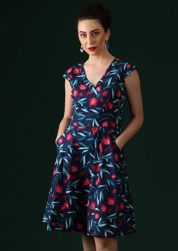 Alice Dress Pomegranate Monochromatic Office Style