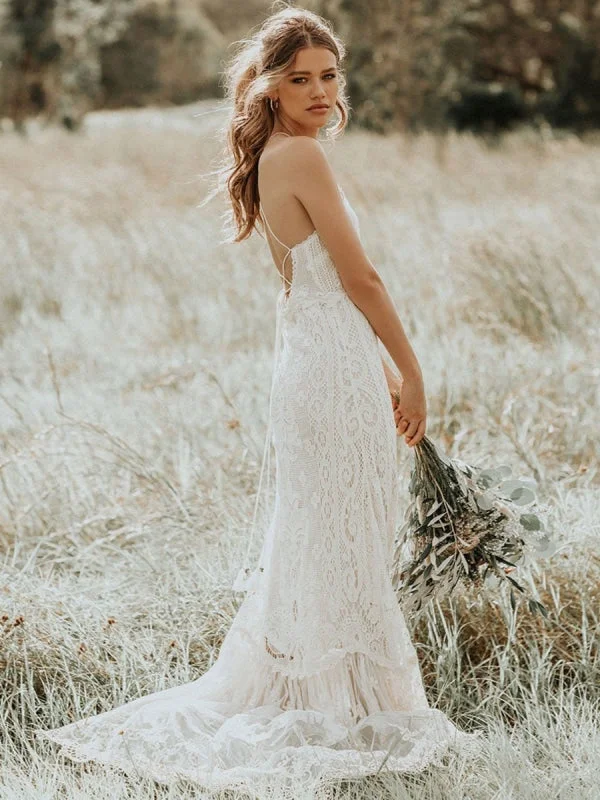 Boho Wedding Dress 2021 Lace A Line Halter Sleeveless Floor Length Bridal Gown With Train Vacation